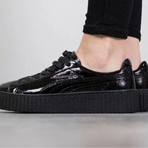 PUMA X RIHANNA FENTY CREEPERS WRINKLED PATENT BLACK SHOES Size 8